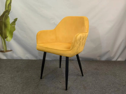 Трапезен стол Алба жълто кадифе