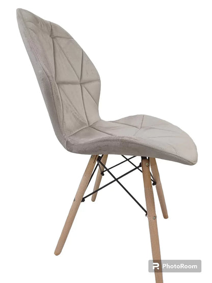 Трапезен стол Мелина бежово кадифе