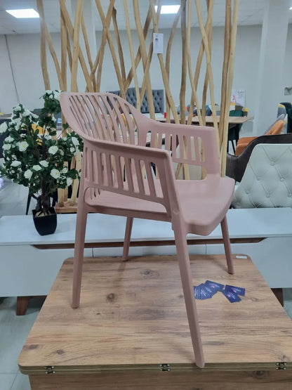 Стол Лукас полипропилен капучино